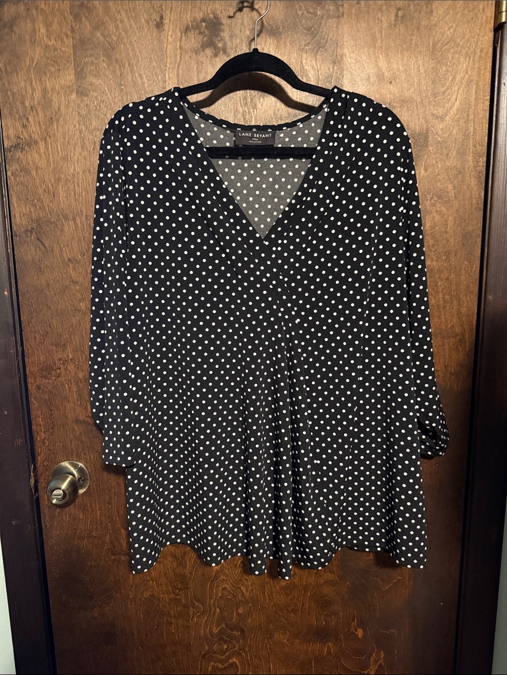 Lane Bryant Black & White Polka Dot V-Neck Tunic